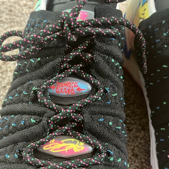 Nike LeBron James 18 Gang Black Pink Blast XVIII Multi-Color - size 7 EUC - Picture 7 of 10